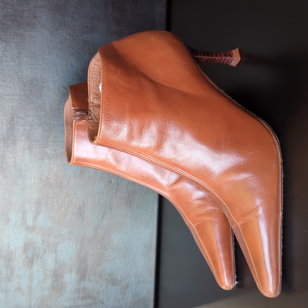 ZARA WOMEN'S BOOTIES